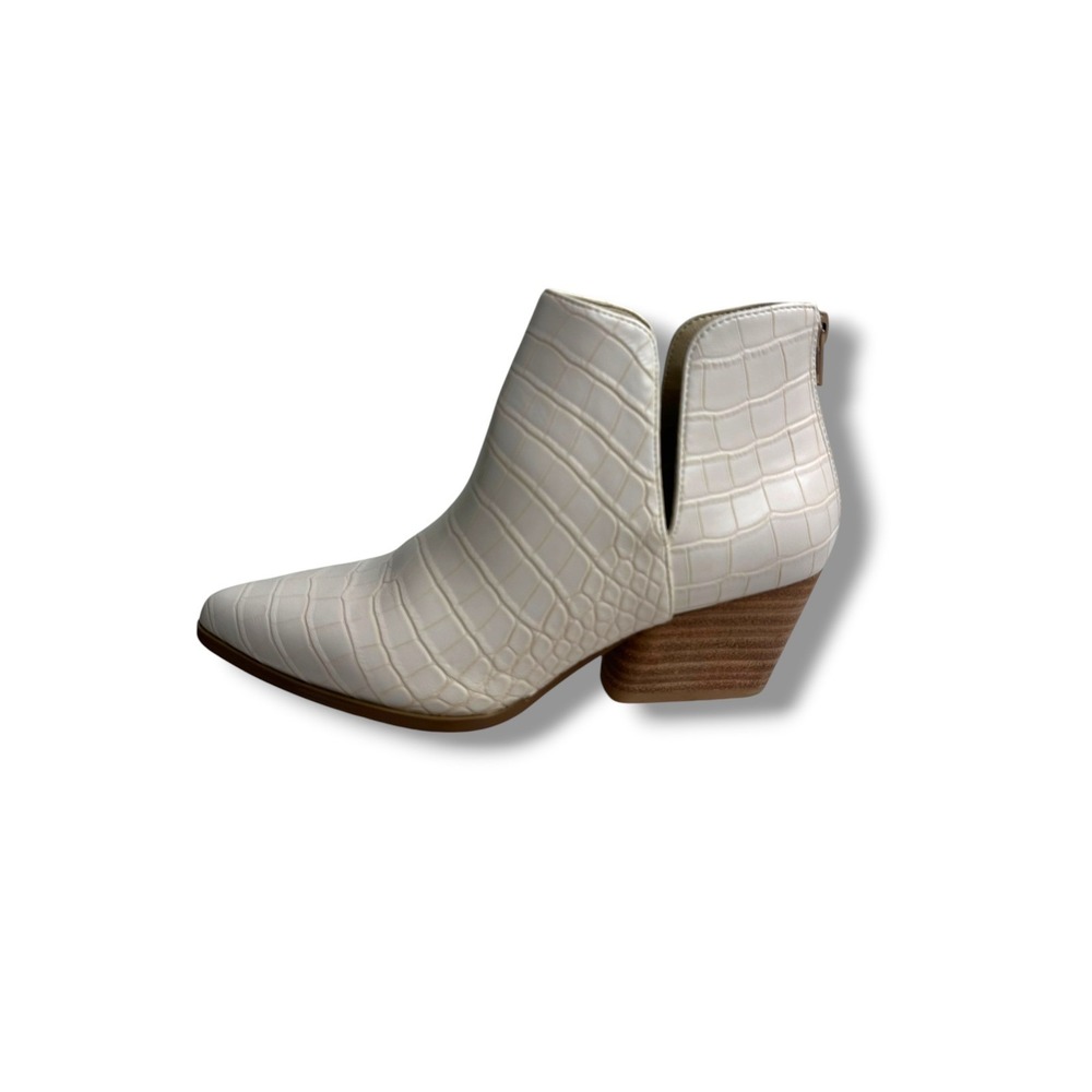 Shu Shop Yuri Cream White Croc Embossed Pointed‎ Toe Ankle Boots Womens 7